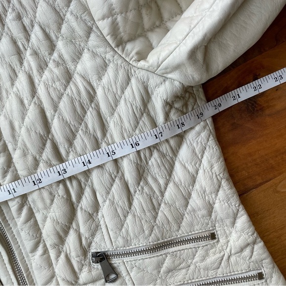 Marc New York Andrew Marc Quilted White Leather Lady Moto Jacket size L - Picture 13 of 16
